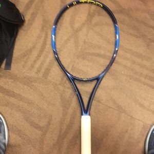Tennis racquet ultra 97